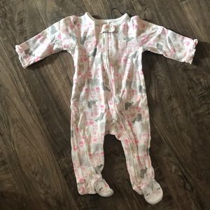 Carter’s 9 months onesie with feet